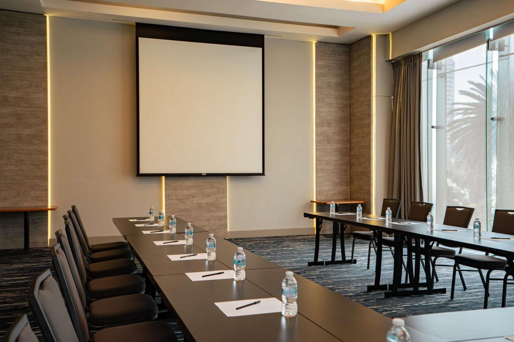 Hilton Garden Inn Mexico City Santa Fe Ngoại thất bức ảnh