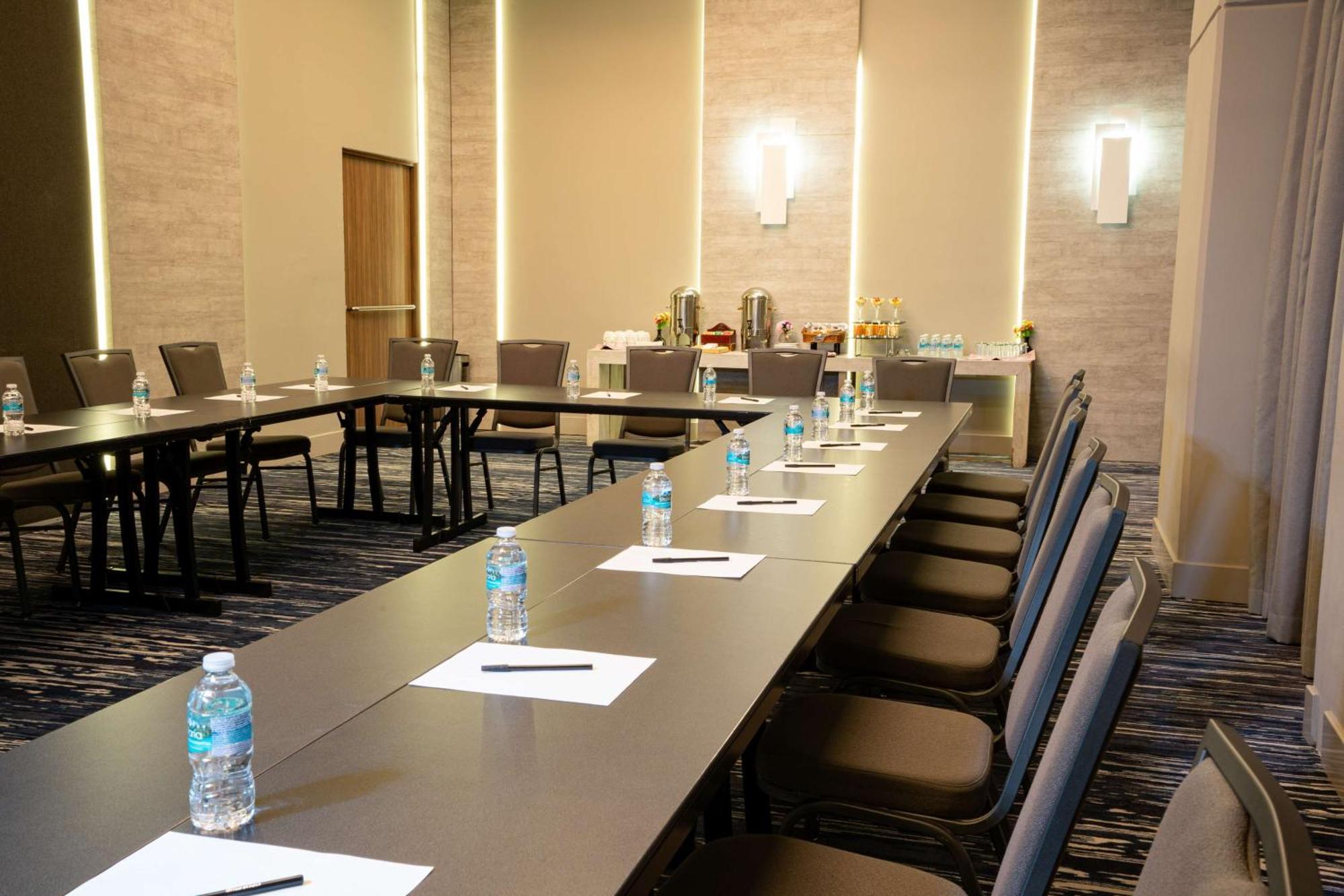 Hilton Garden Inn Mexico City Santa Fe Ngoại thất bức ảnh